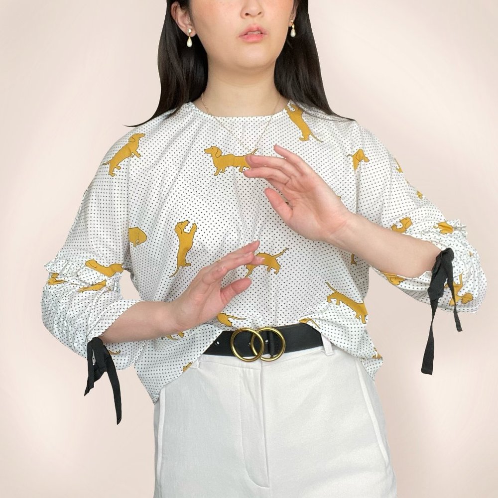 Dachshund & polkadot print slightly cropped top